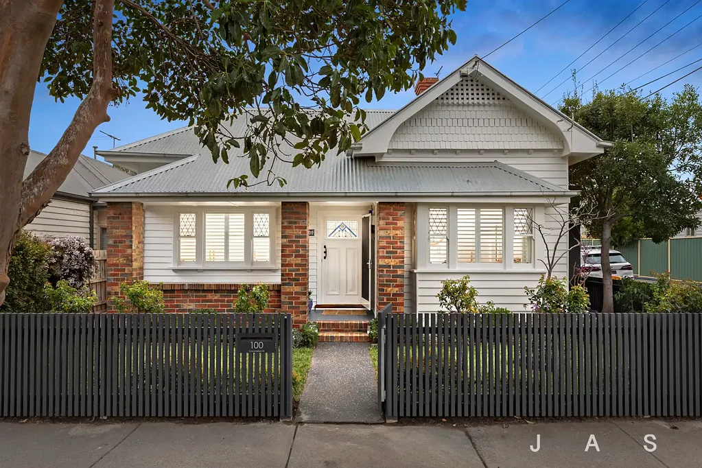 100 Coronation Street, Kingsville, VIC 3012