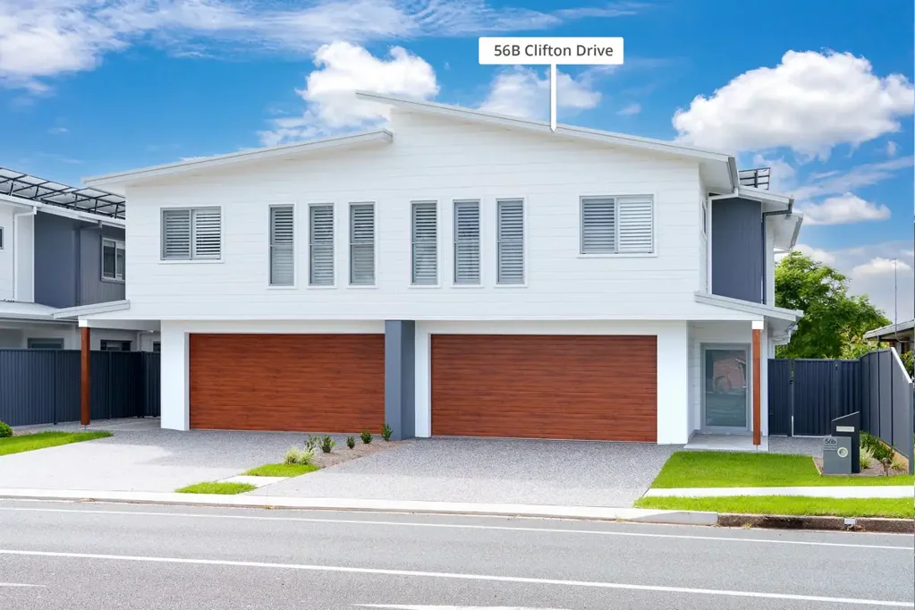 Port Macquarie 4chambre Two Separate Properties for Sale - Brand New Coastal Luxury