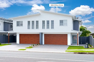 Port Macquarie 4Zimmer Two Separate Properties for Sale - Brand New Coastal Luxury