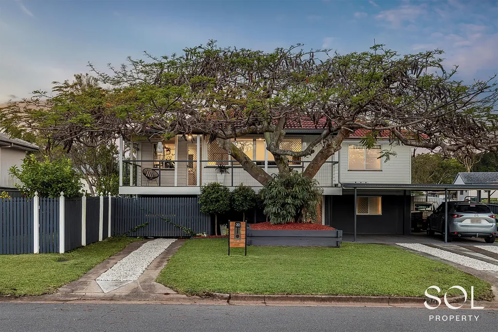 Boondall 3房 卓越的家庭生活，具备双层居住潜力，度假式泳池及宽敞娱乐空间 Exceptional Family Living with Dual Living Potential, Resort-Style Pool & Expansive Entertaining