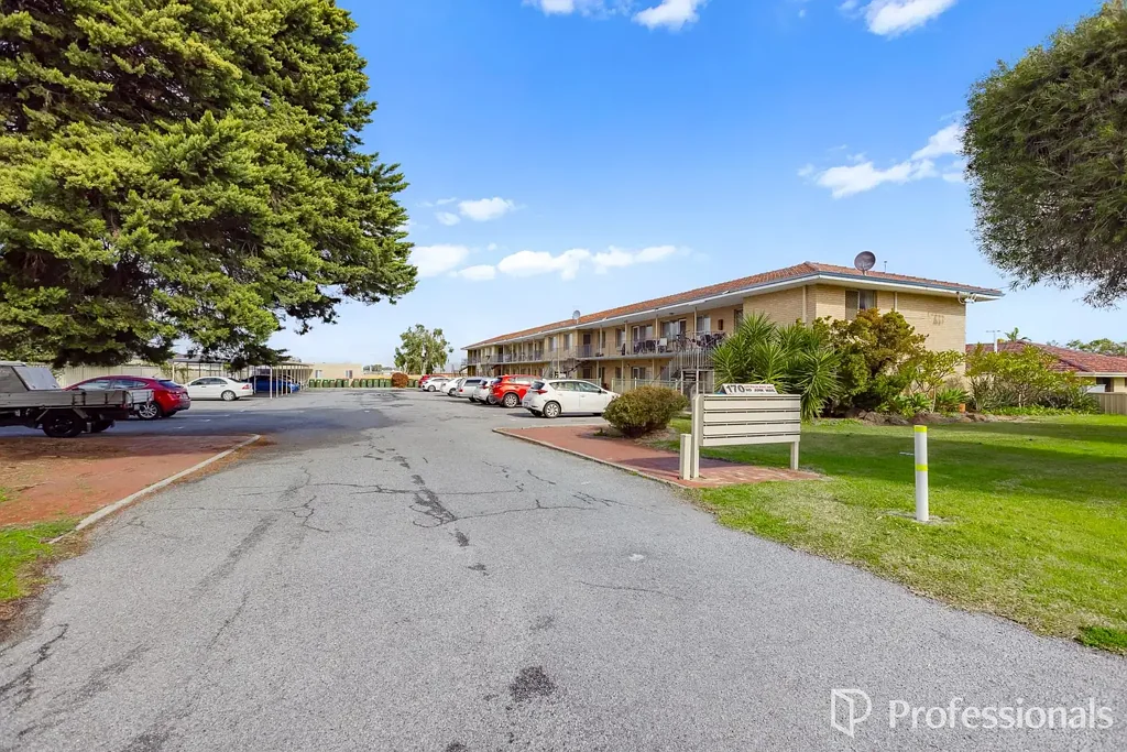 10/170 Hector Street, Osborne Park, WA 6017