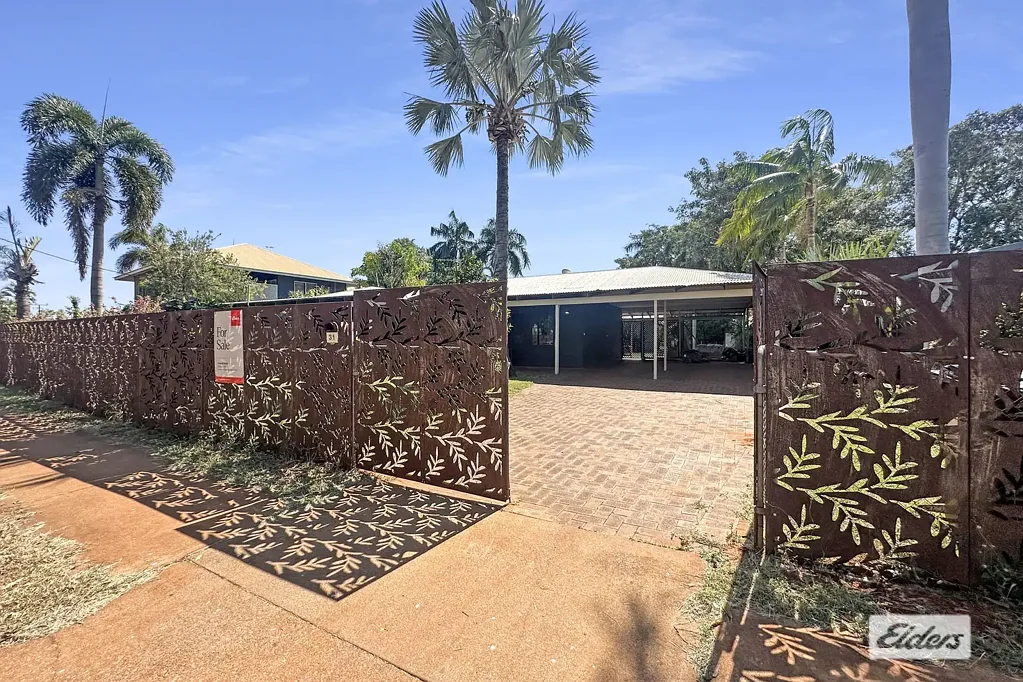 A HUGE Family Home in a Prime Location!