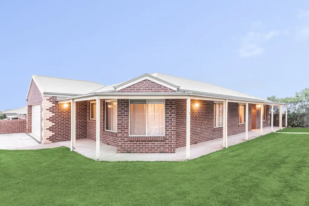 2 Adriana Crescent, Warrnambool, VIC 3280