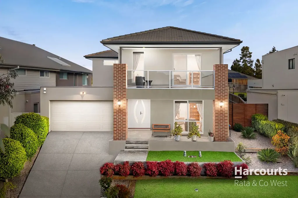 Burnside 4chambre Huge 824m² Allotment | Creekside Location | Endless Future Potential