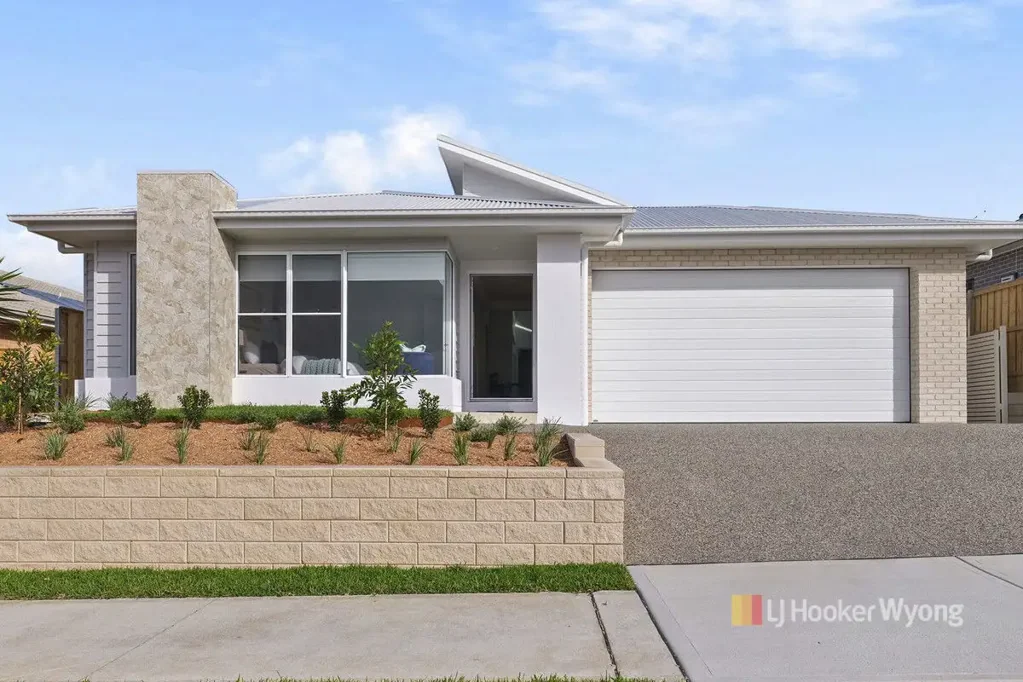 Crangan Bay 4房  Brand New Full Turn Key Home in Beautiful Crangan Bay