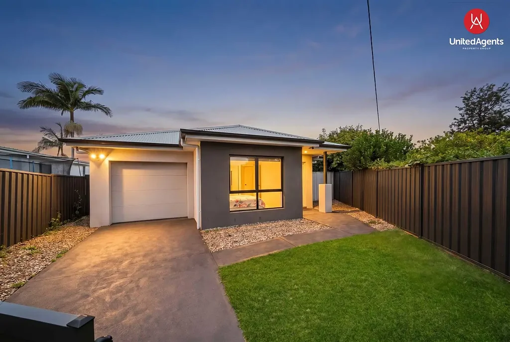 Cartwright 3Zimmer Stylish Family Living in a Peaceful Cul-de-Sac