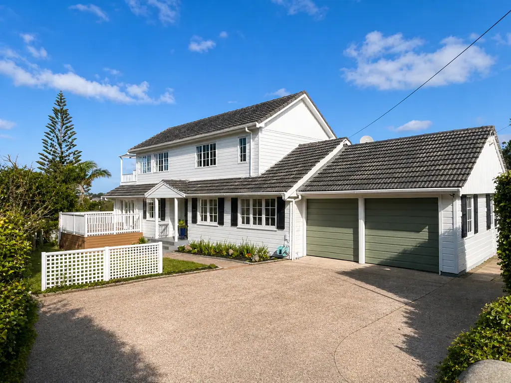 355 East Coast Road, Mairangi Bay, North Shore City, Auckland