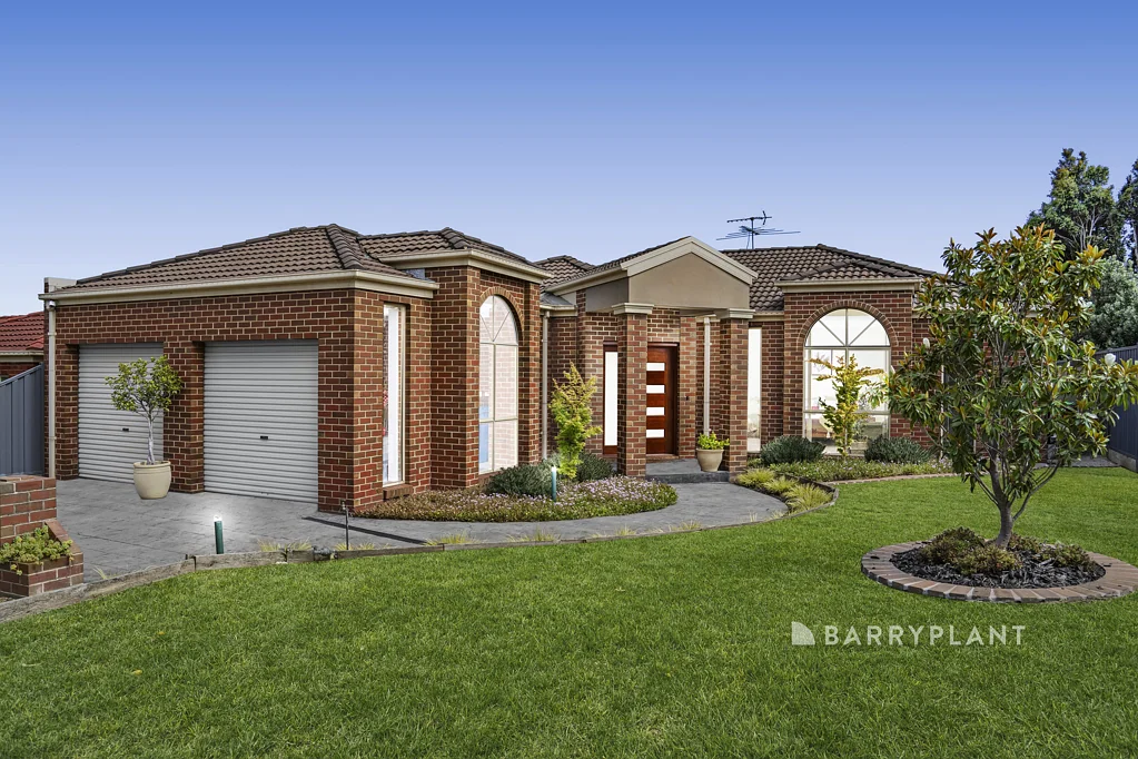 35 Sharpe Court, Berwick, VIC 3806