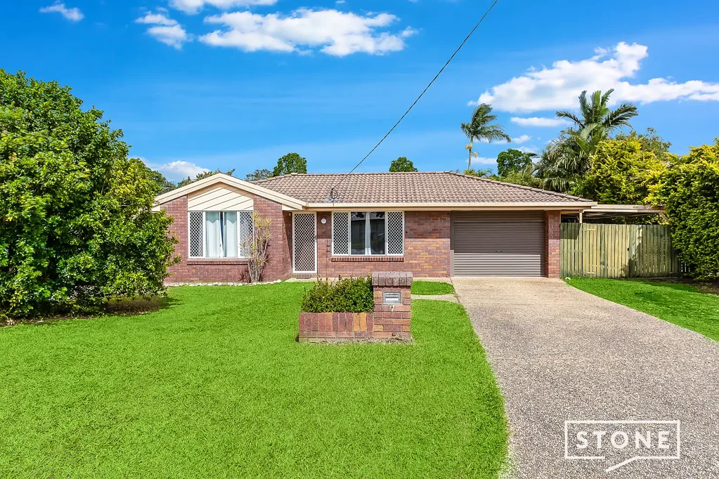 FAMILY HOME IN A GREAT LOCATION!!!