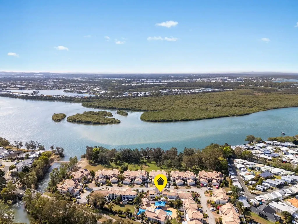 Coombabah 2Phòng ngủ Your slice of Paradise!