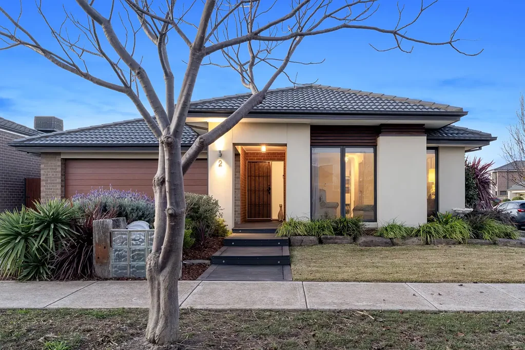2 Bendigo Street, Mickleham, VIC 3064