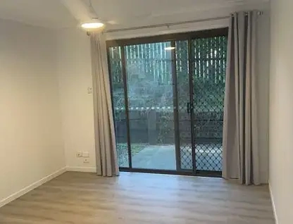 地址保密, Logan Central, QLD 4114, 3房, 1浴, 整租排房