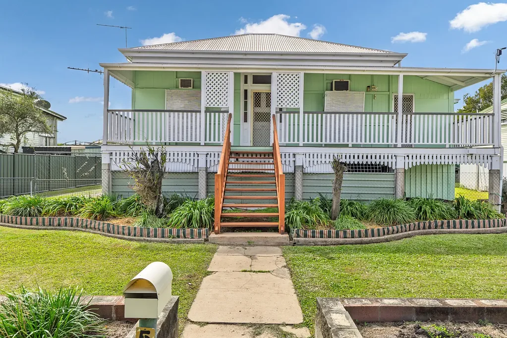 Maryborough 3Kwarto Classic Queenslander with Endless Potential