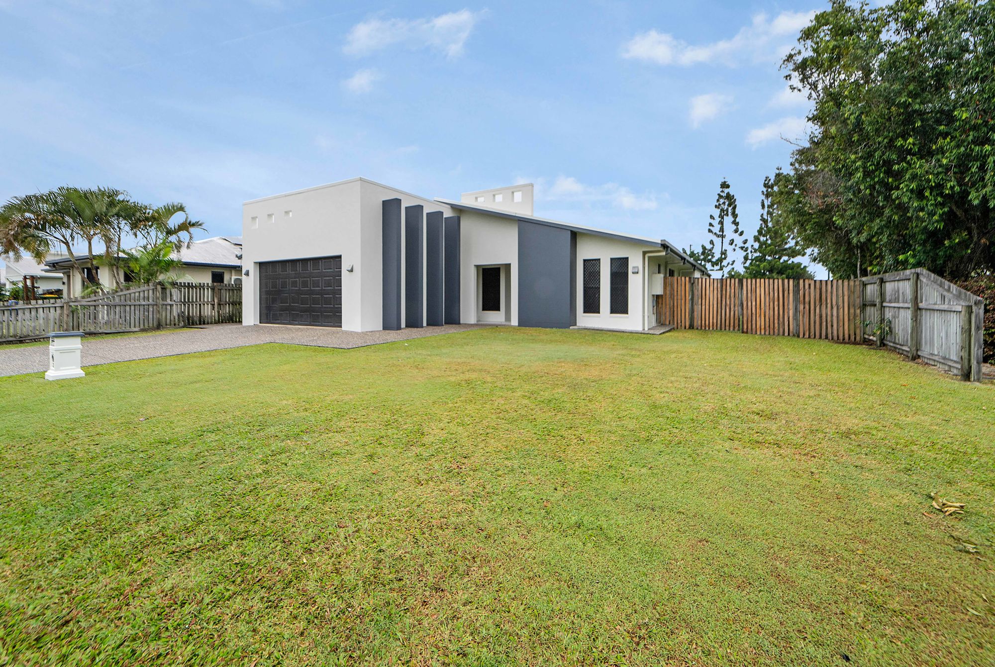 2 VESTA LANE, OORALEA QLD 4740, 0房, 0浴, House