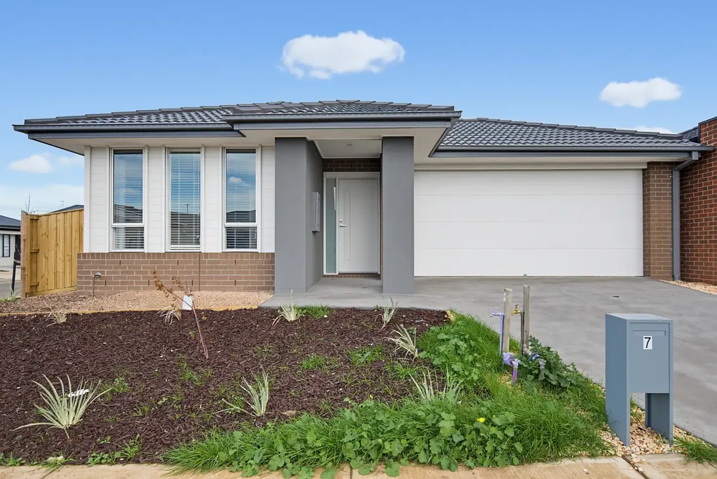Brand new three bedroom family home