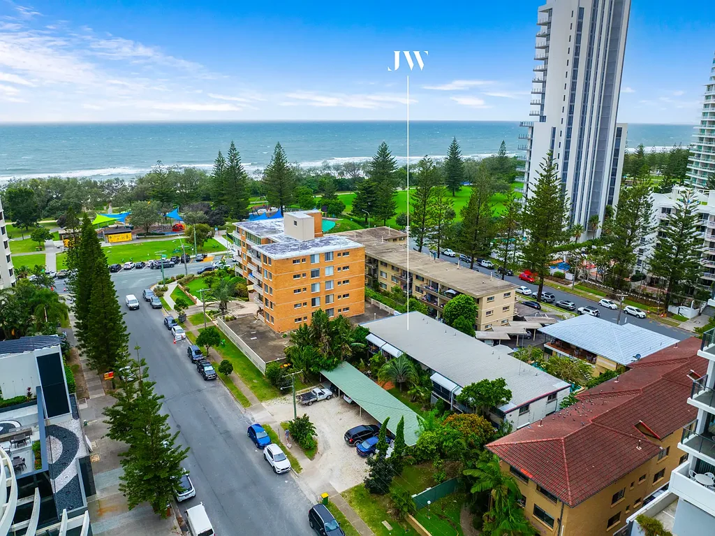 Beachside Living in the Heart of Broadbeach