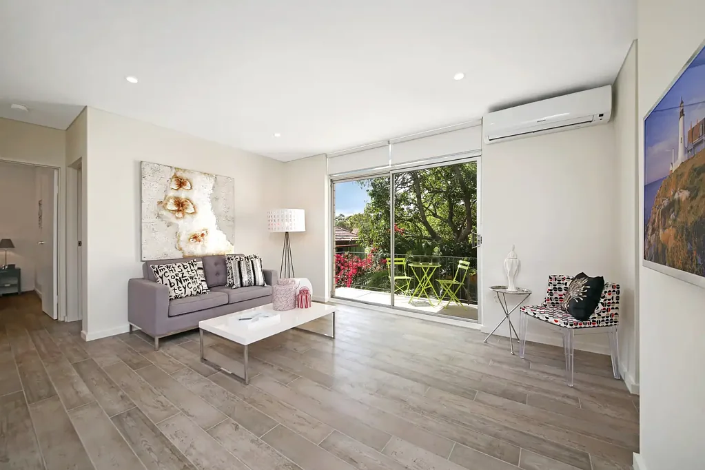 Modern 2-Bedroom Apartment in a Convenient Dulwich Hill Location