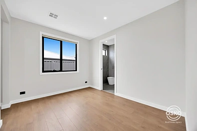 Kwarto - 24 Archduke Drive, Deanside, VIC 3336