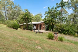 12-14 White Place, Kooralbyn