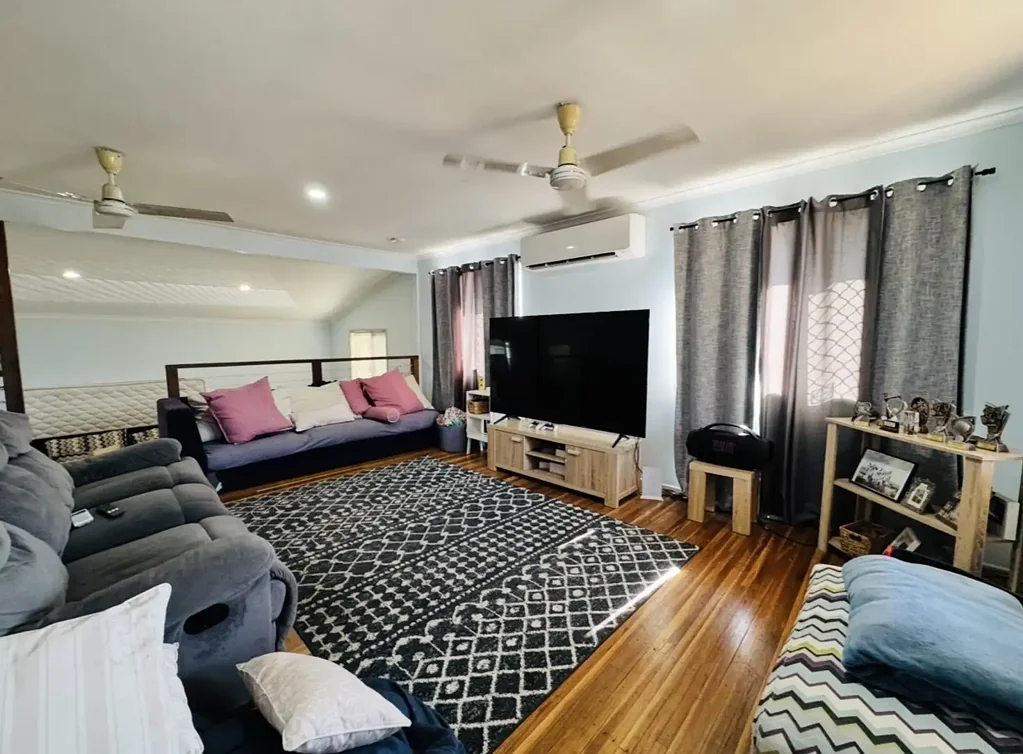Moranbah 3બેડરૂમ IMMACULATE HOME, EXCEPTIONAL TENANTS & OUTSTANDING PRESENTATION