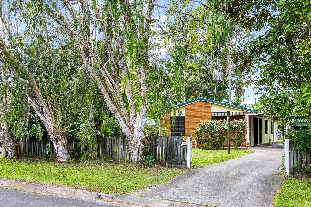 10 Pine Avenue, Tewantin, QLD 4565