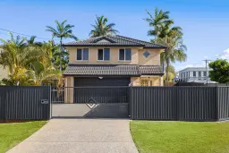 25 Williams Street, Redcliffe