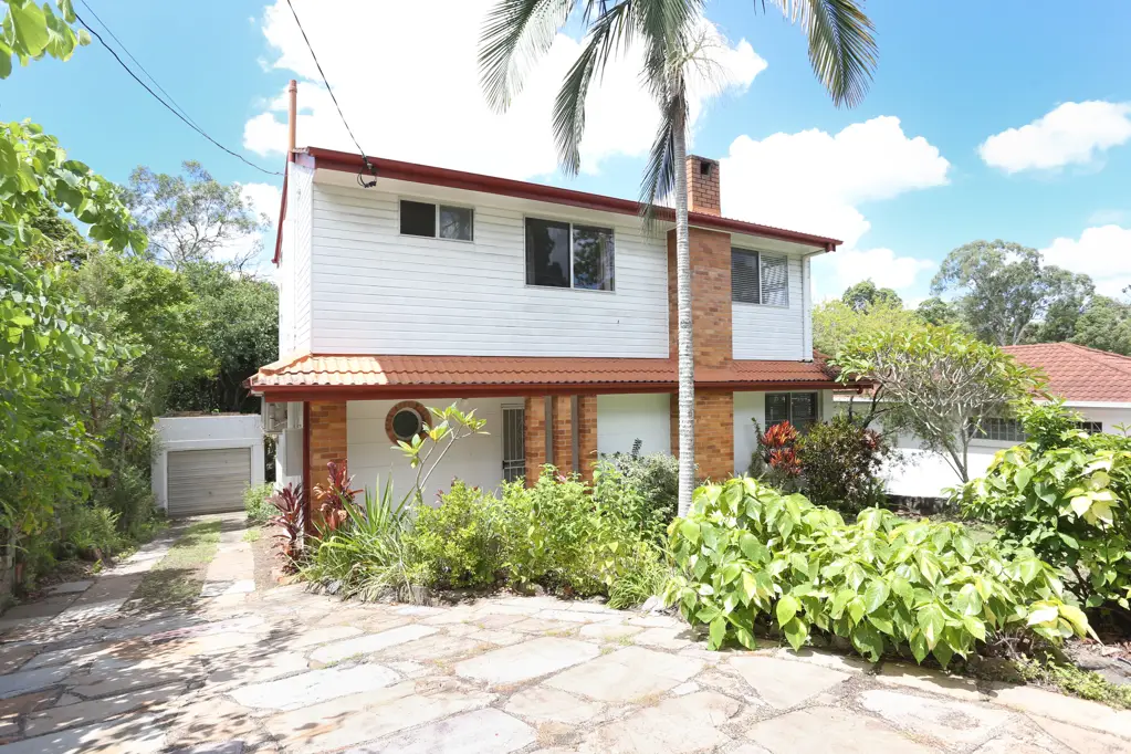 4 Bedroom Family Home