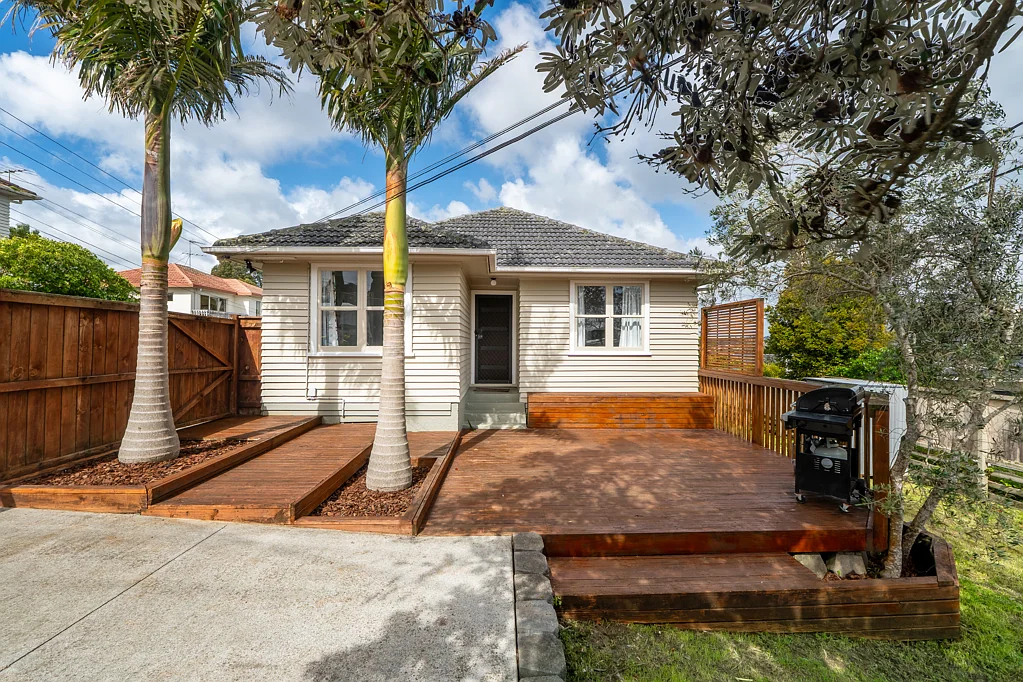 Glenfield 3部屋 Urgent Sale - Vendors Loss Your Gain