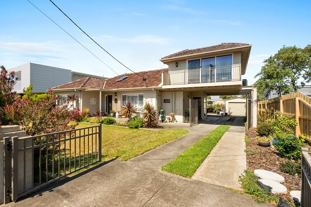 Portarlington 4Zimmer Dual Family Living or AirBnB – The Ultimate Bayside Opportunity