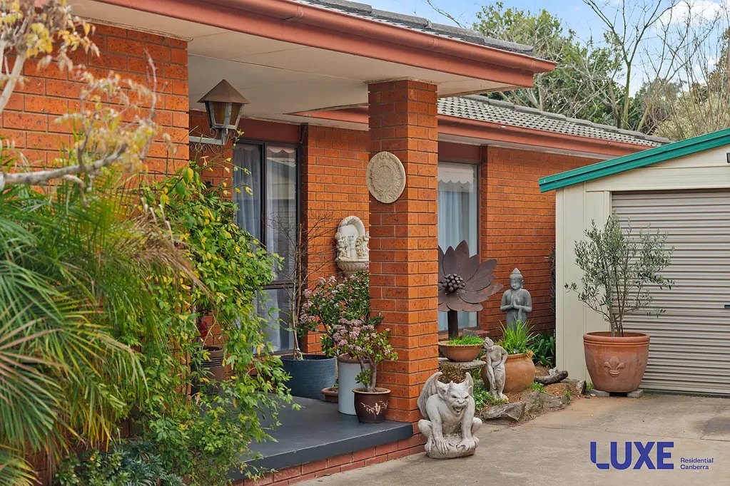 Karabar 4 Bedroom Stunning family home in handy location!