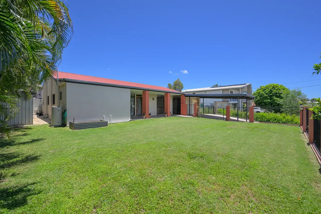31 Aramac Drive, Clinton, QLD 4680