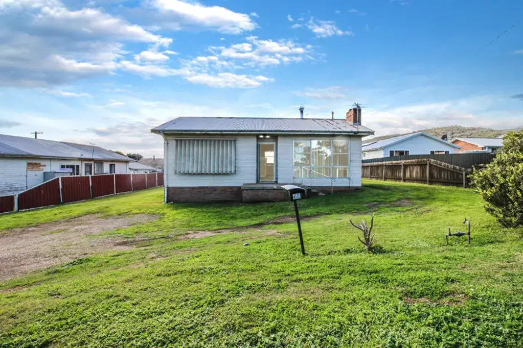 Scone 2 Bedroom 48 Birrell Street, Scone - Ripe for Renovation on 809mÂ²