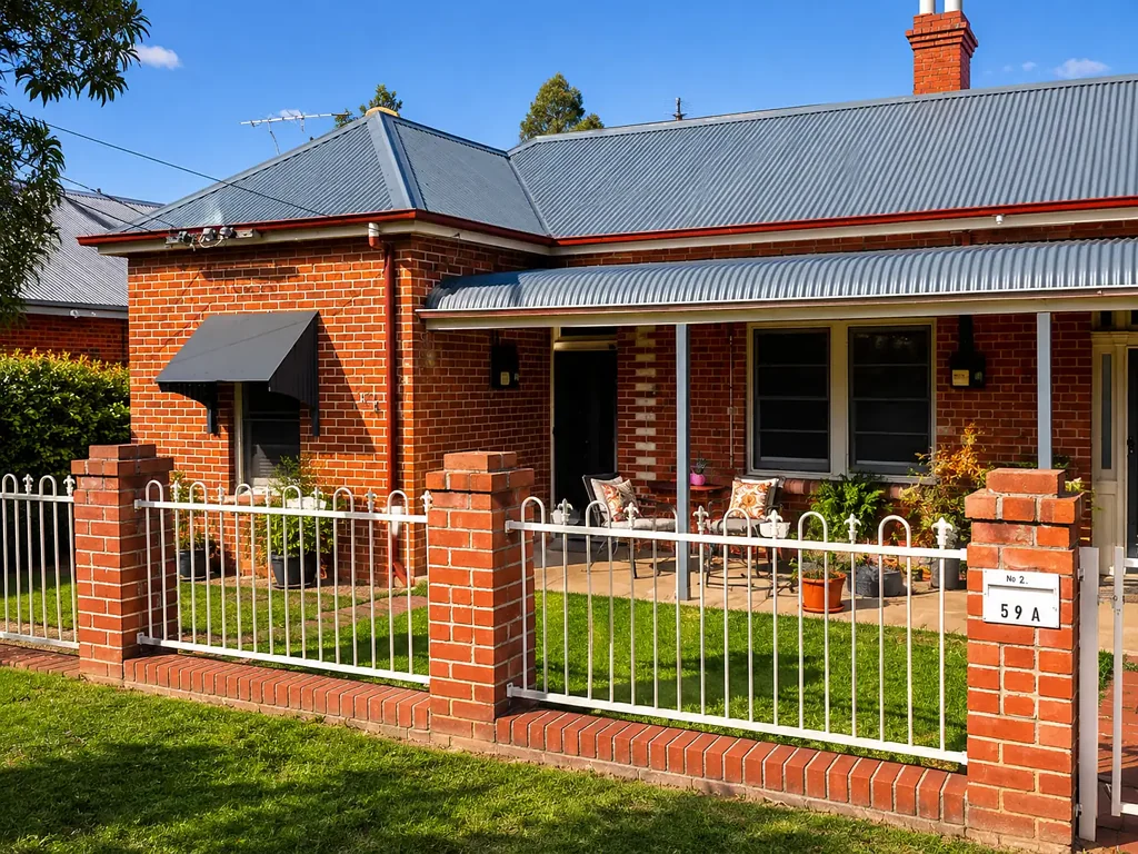 TWO BEDROOM UNIT IN EAST