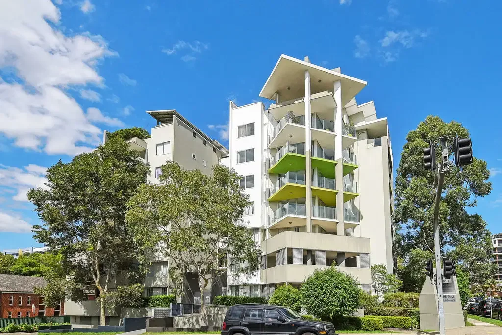 Waitara 2ห้องนอน Beautifully refreshed apartment with premium upgrades in ultra-convenient location