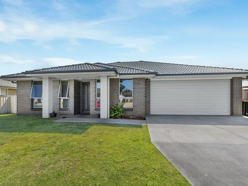 16 Alpine Avenue, Cessnock, NSW 2325