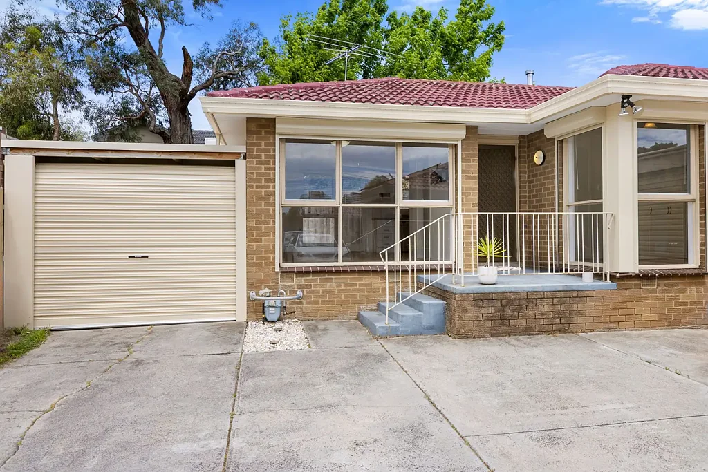 Easy-Living Comfort in a Family-Friendly Quarter