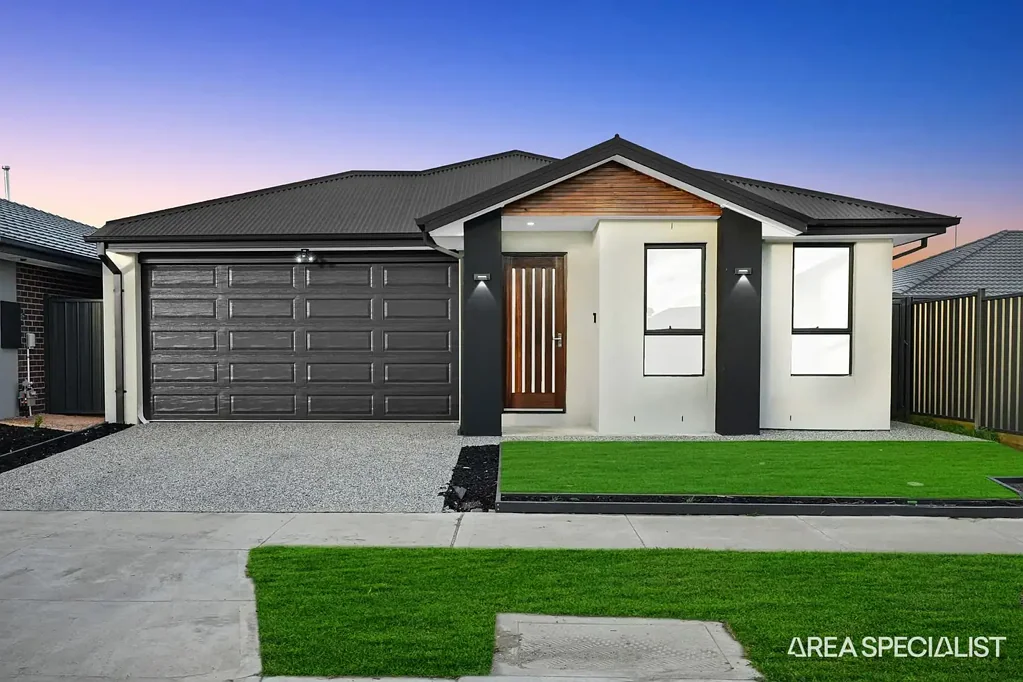 Harkness 4Moenga THE BRIEF: Brand-New Home with Two Ensuites and Multiple Living Areas!