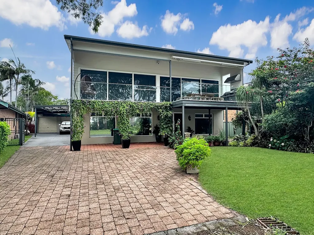 10 Koonwarra Drive, Hawks Nest, NSW 2324