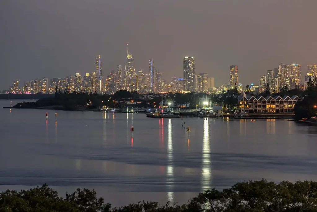 Paradise Point 3房  Prime Corner Position - Outstanding Views & Lifestyle