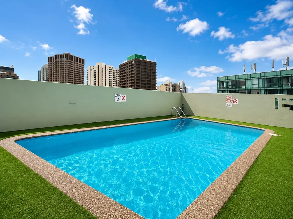 Furnished Modern Studio Apartment In Ultra Convenient Location