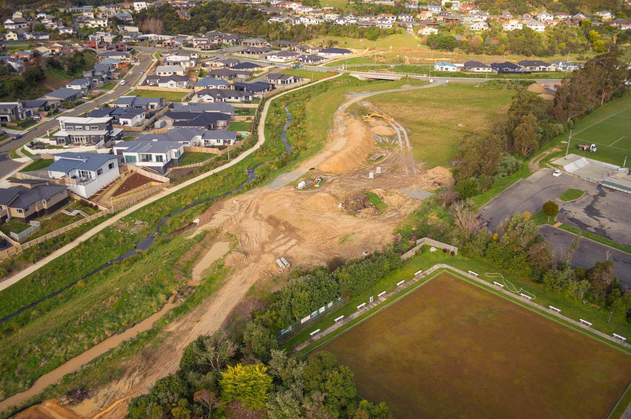 Resolution Drive, Whitby, Porirua, 0 habitaciones, 1 baños