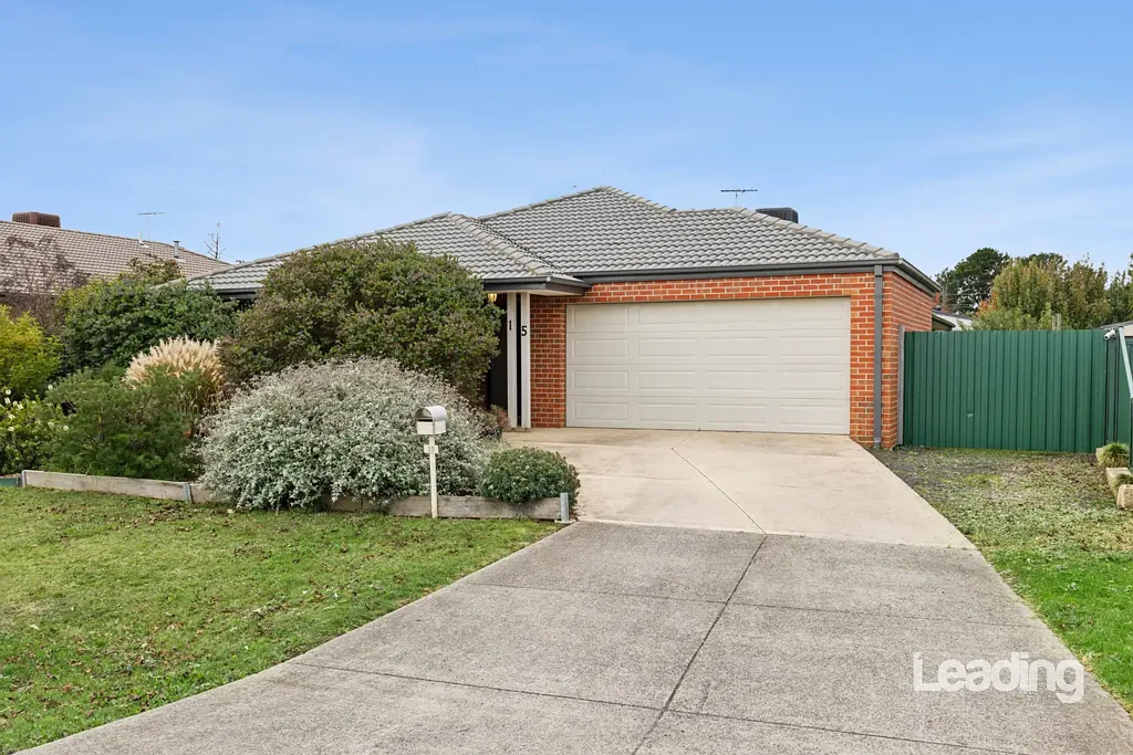 Romsey 5ਬੈੱਡਰੂਮ Spacious Family Living on a Rare 1,018m² Allotment.