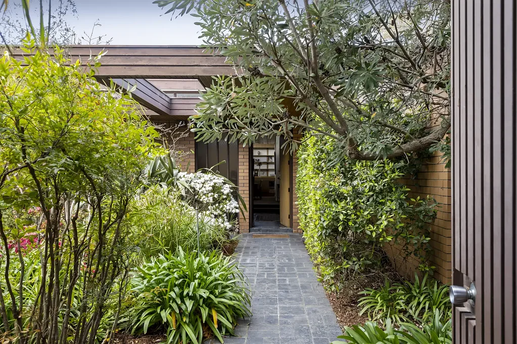 Caulfield North 4Zimmer A Mid-Century Icon in the Golden Mile