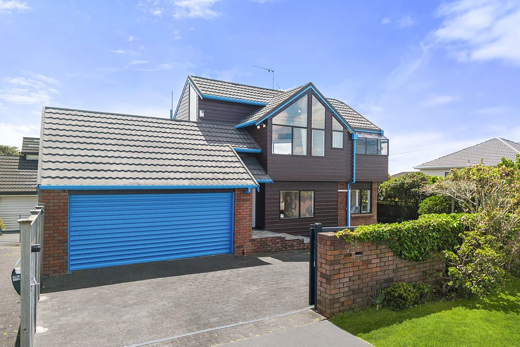1/56 Aberdeen Road, Campbells Bay, North Shore City, Auckland