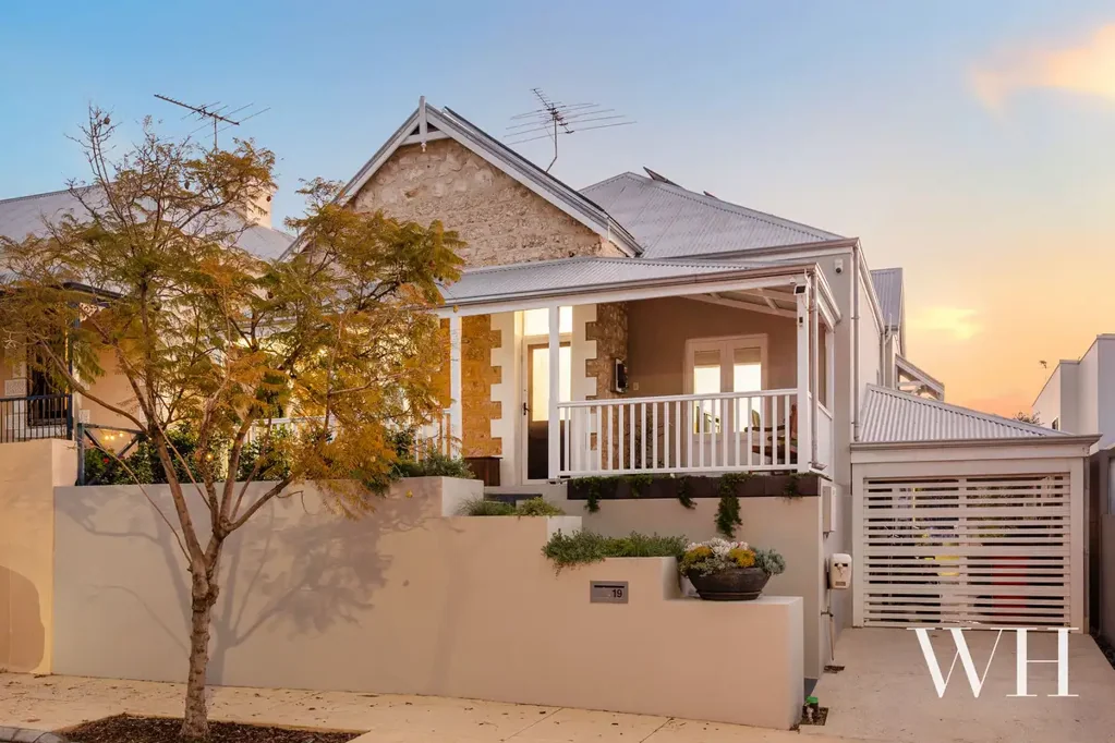 19 Glyde Street, East Fremantle, WA 6158