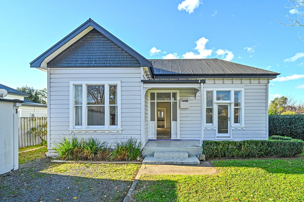 Saint Leonards 3房  Picture perfect character with ensuite