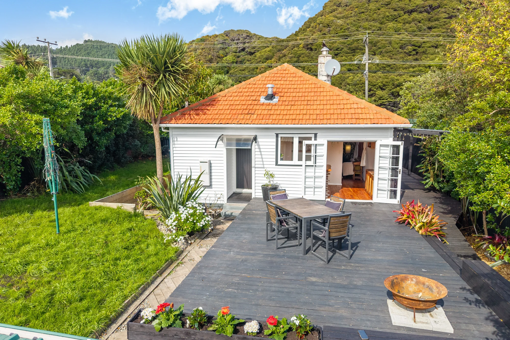 Paekakariki 3Zimmer A true original | Character, sun & room to breath