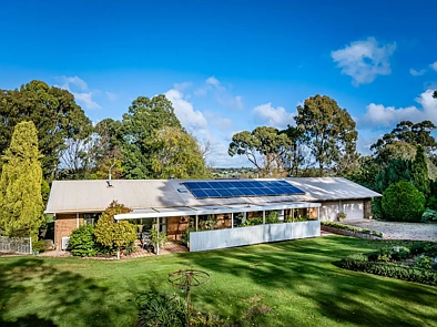 Naracoorte 4Kwarto A Stunningly Beautiful Setting - 1 hectare - Realistically Priced To Sell!
