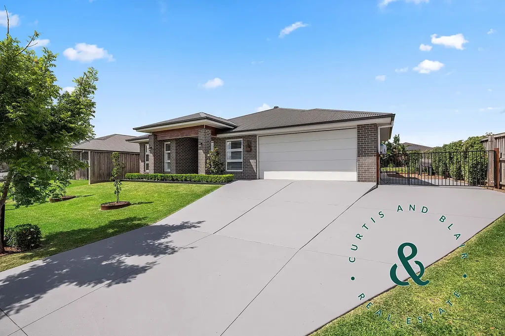 Medowie 4 Slaapkamer Luxe Family Home in Beautiful Family-Friendly Setting