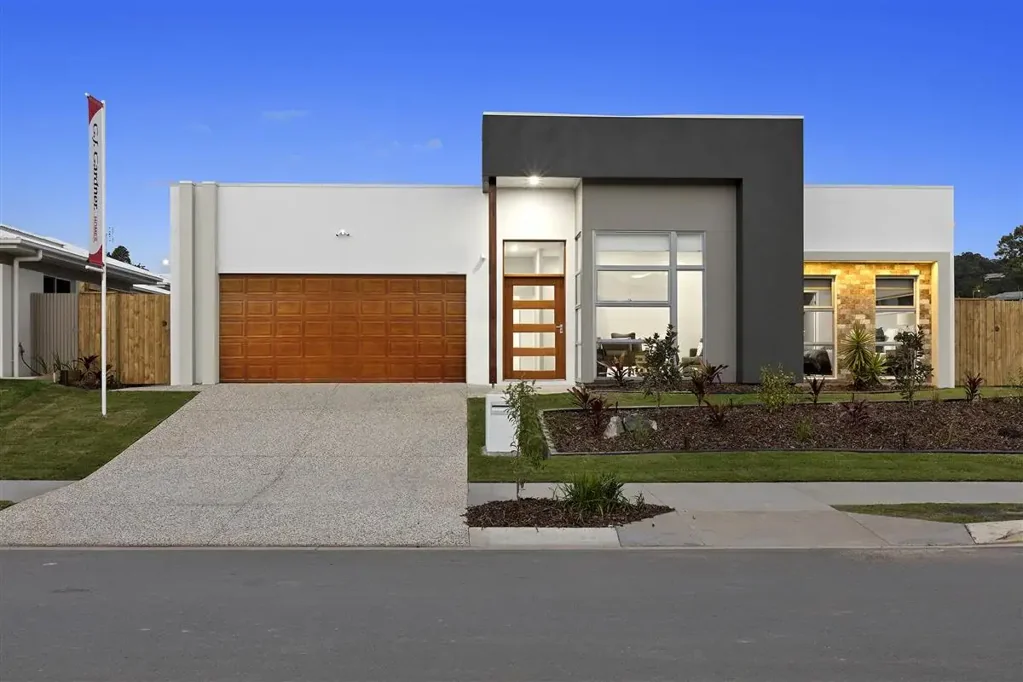Bli Bli 4房  Stylish Ex-Display Home With A Suite Of Extensive Upgrades